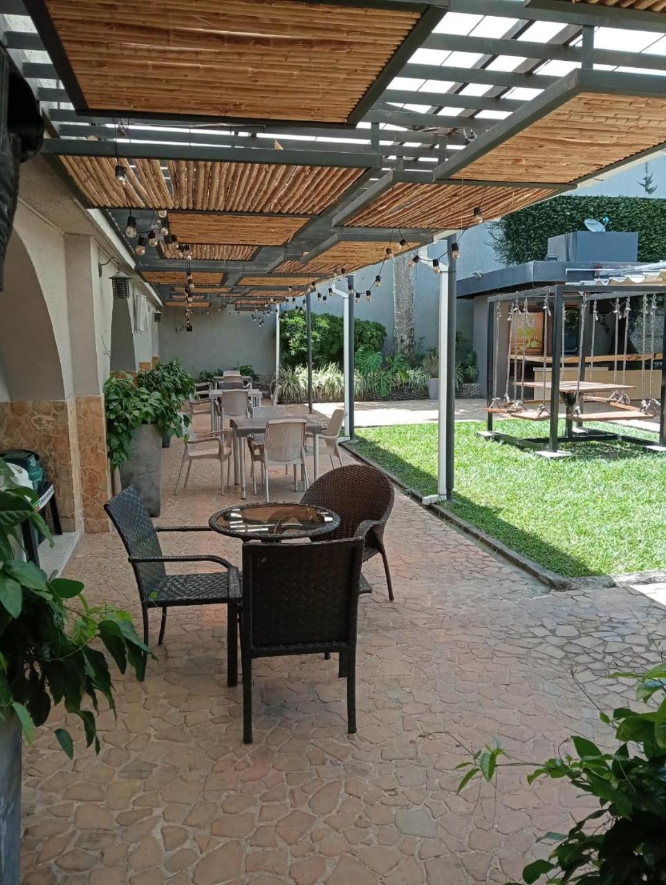 Hotel Don Gregorio Cartago Esterno foto