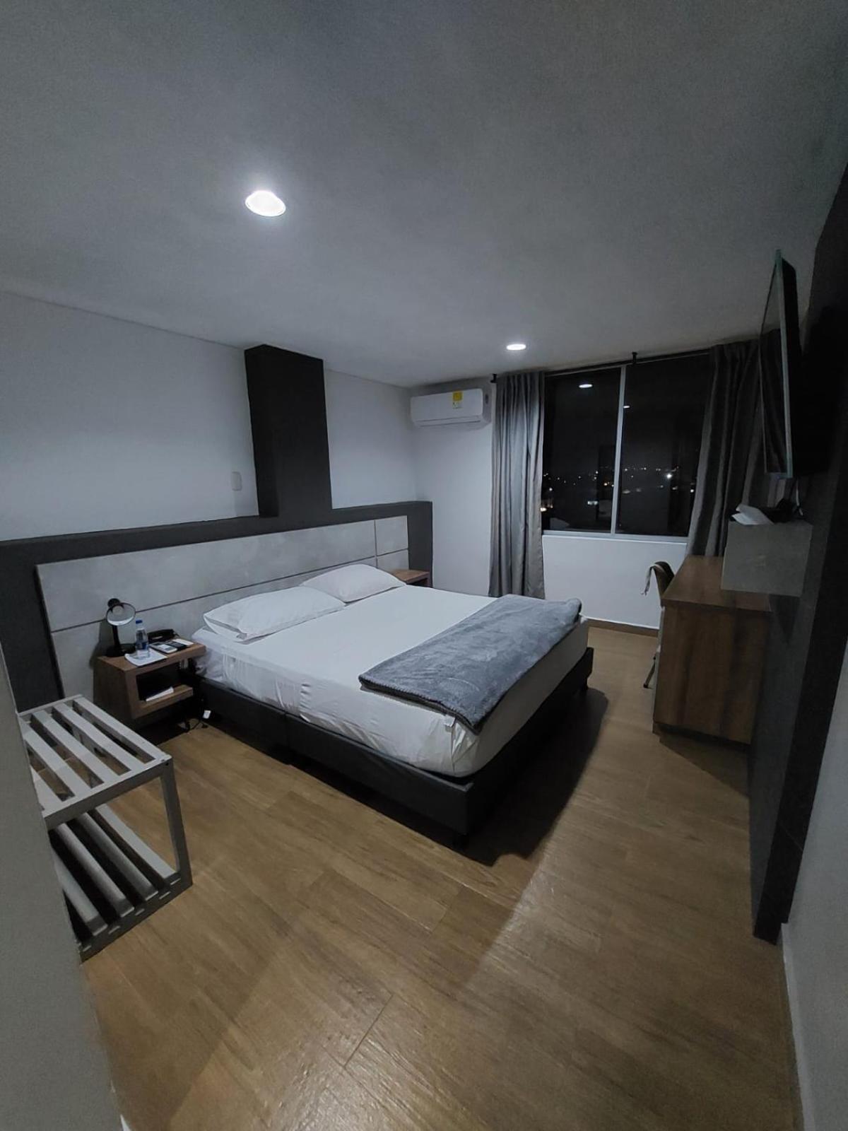 Hotel Don Gregorio Cartago Esterno foto