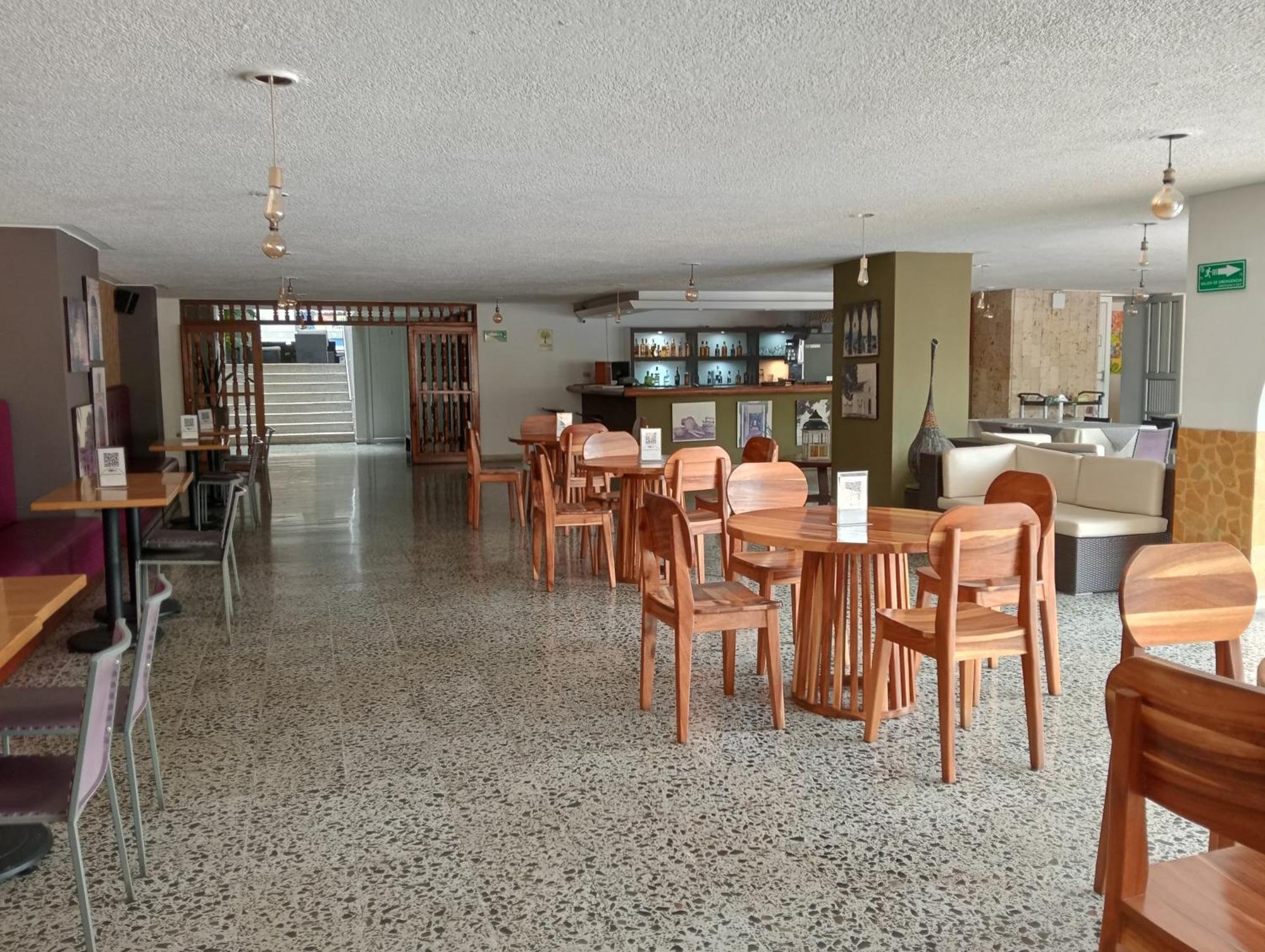 Hotel Don Gregorio Cartago Esterno foto