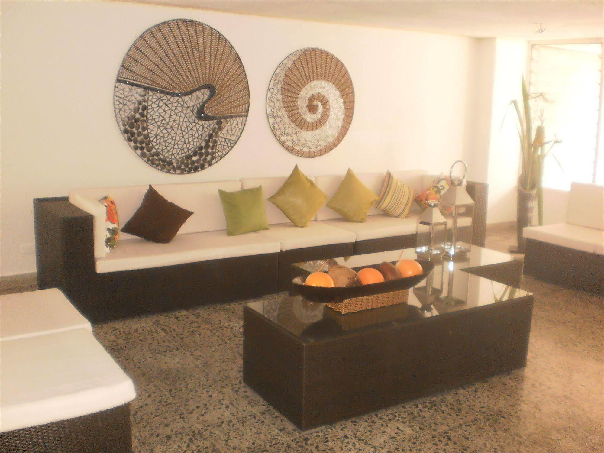 Hotel Don Gregorio Cartago Esterno foto